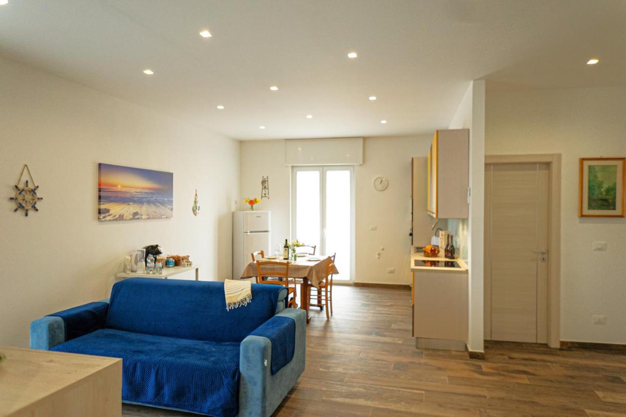 Stella Di Mare Guesthouse Бари Экстерьер фото